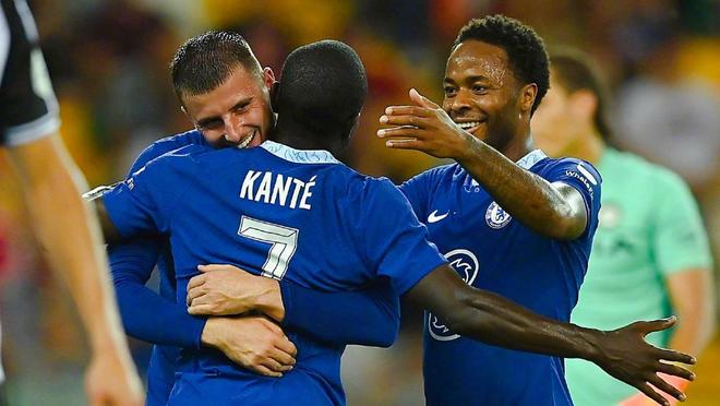 约翰逊29+9 老鹰客场大胜掘金