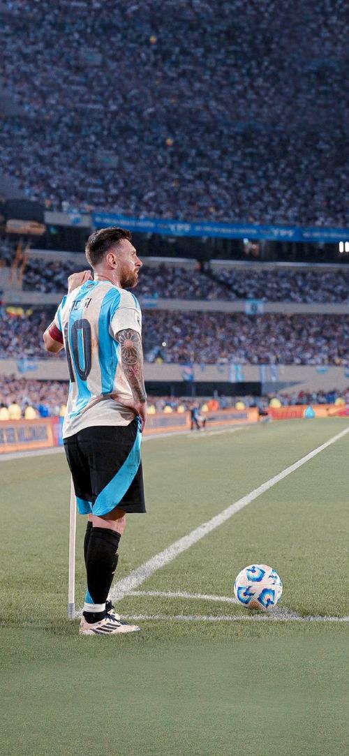 基恩：弗格森和吉尔仍像讨厌的气味一样，在曼联挥之不去