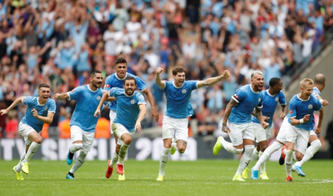 《蔚蓝档案》黑馆晴奈手办欣赏：尾巴的位置太懂了