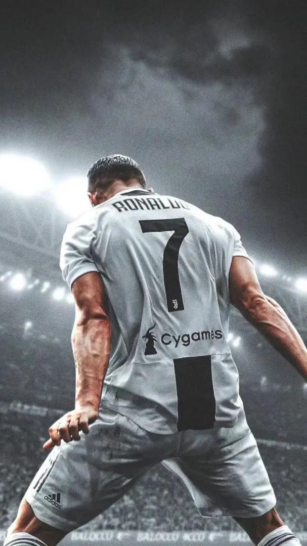 图拉姆梅开二度 国米5-1威尼斯晋级意大利杯八强 [图拉姆国米]